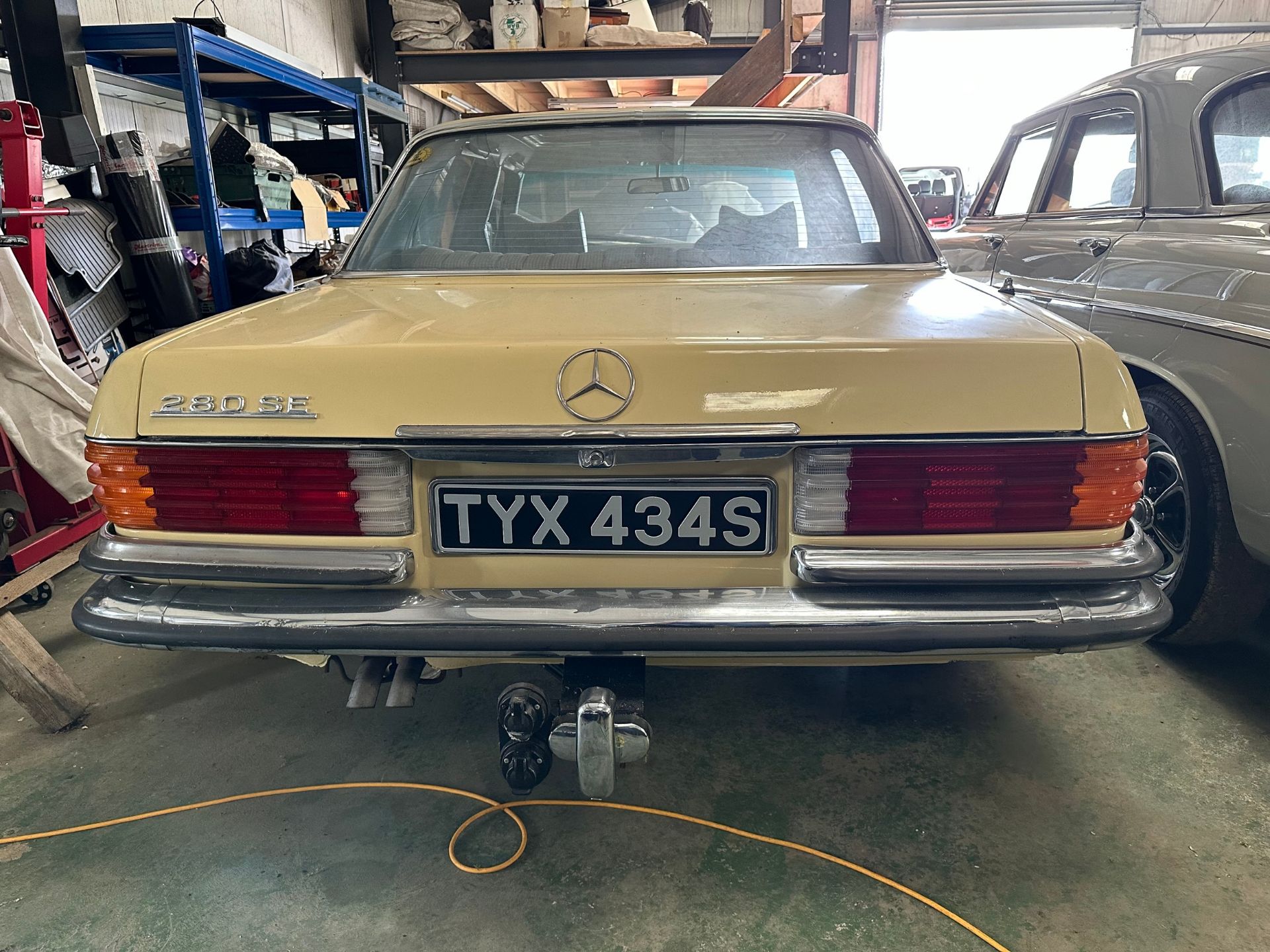 1977 Mercedes-Benz 280 SE Being sold without reserve Registration number TYX 434S Chassis number - Image 23 of 35