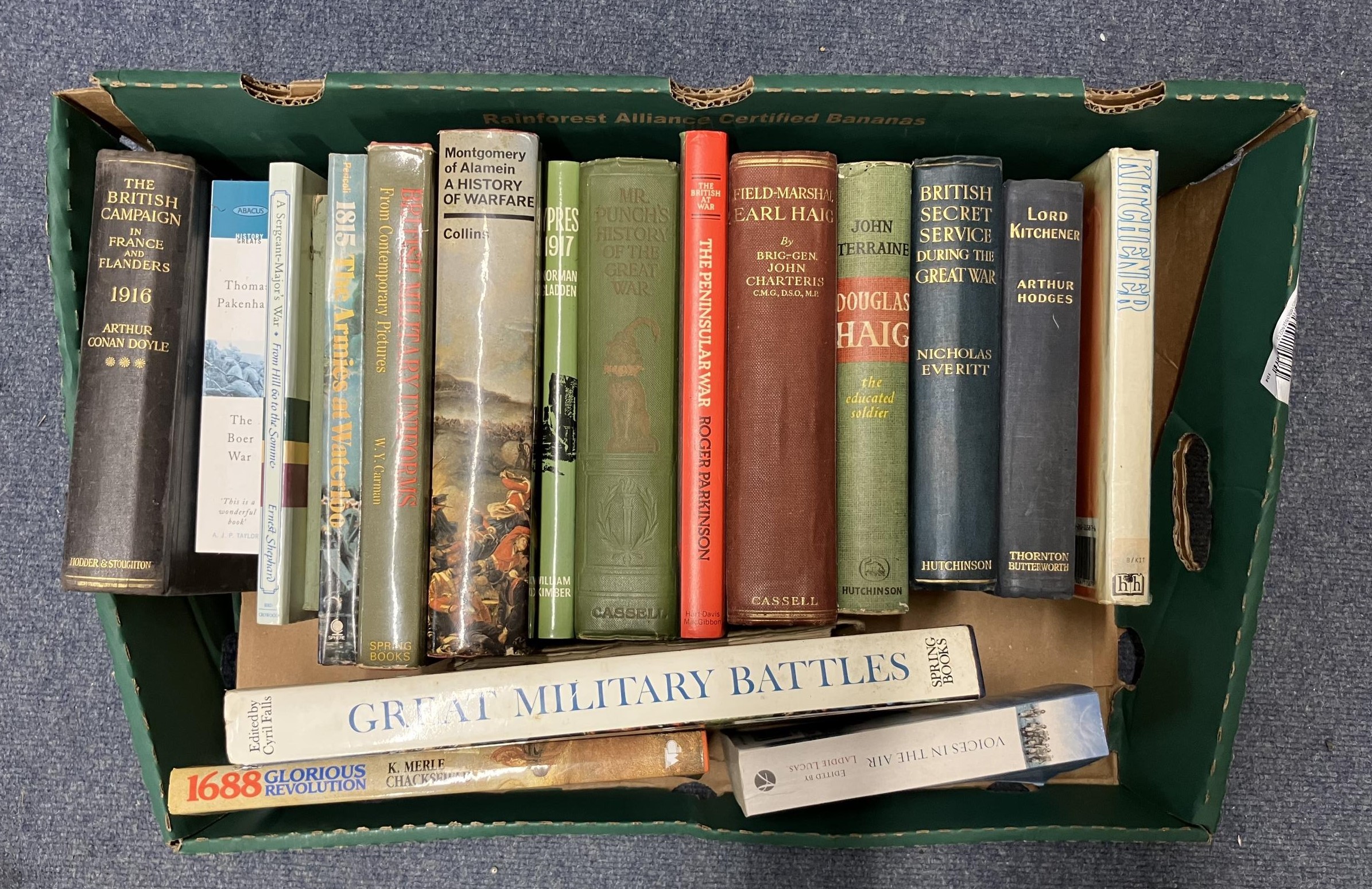 Assorted works by Churchill (Winston), and other military related books (6 boxes) - Image 5 of 9