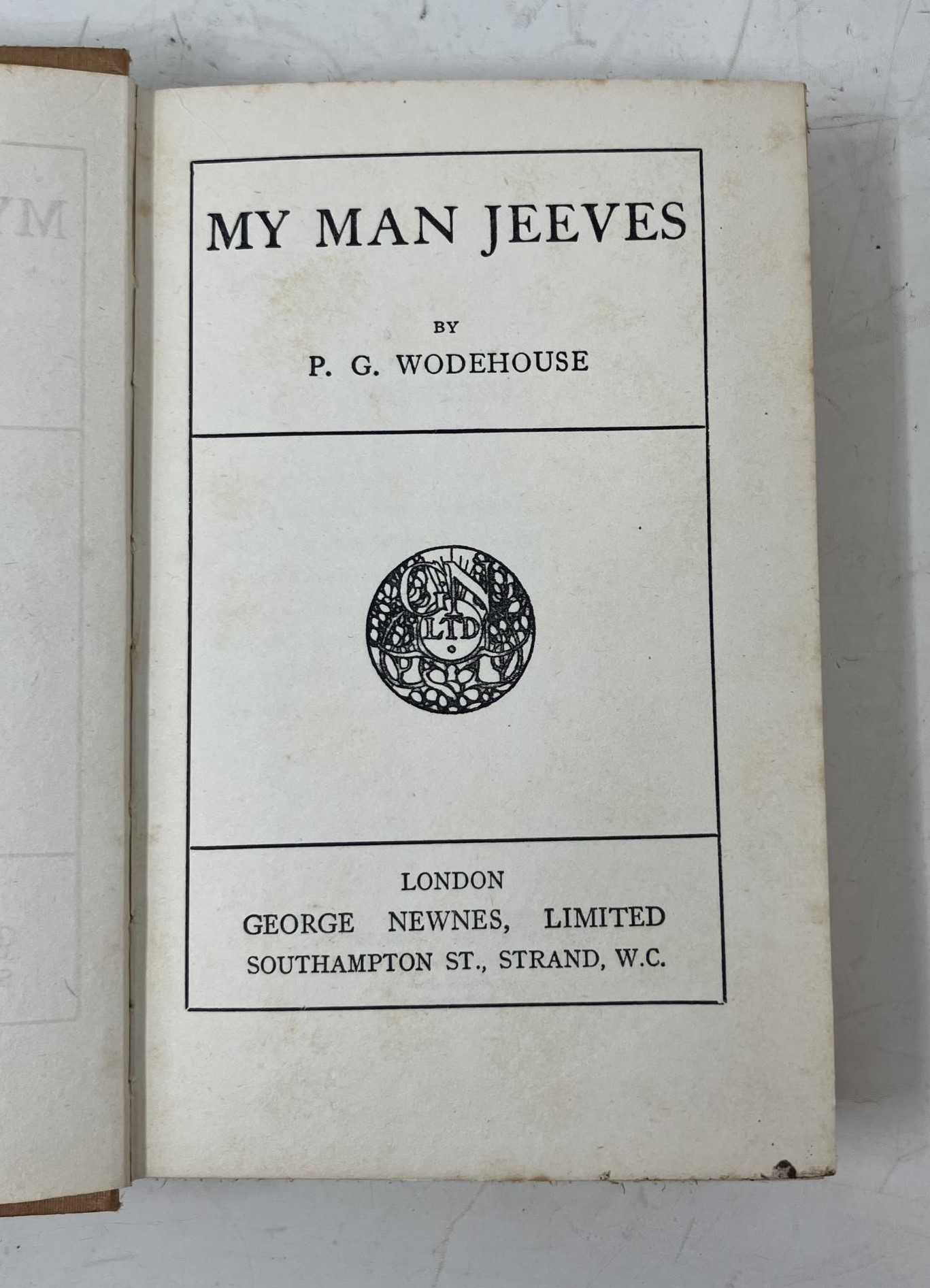 Wodehouse (P G), My Man Jeeves, and assorted other works by P G Woodhouse (2 boxes) First printings: - Image 2 of 4