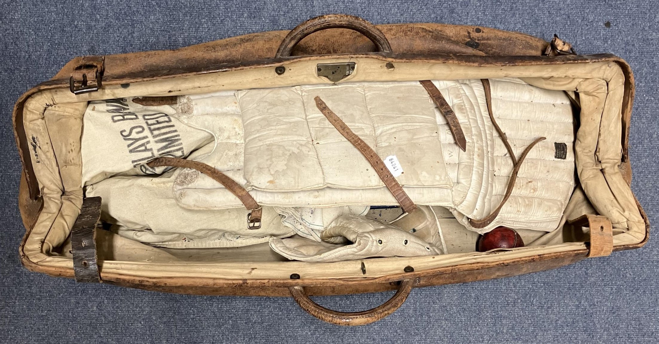 A vintage Gimblett cricket bat, a set of pads, a leather cricket bag, two blazers and assorted other - Image 6 of 10