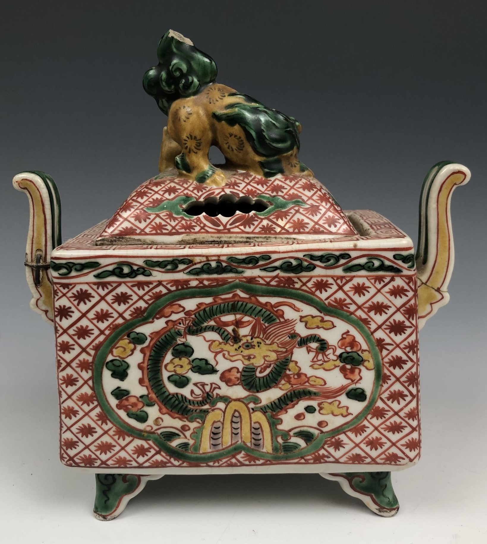 A pair of Chinese two handled censers and covers, decorated dragons, 17 cm high (2) some damage - Image 10 of 11