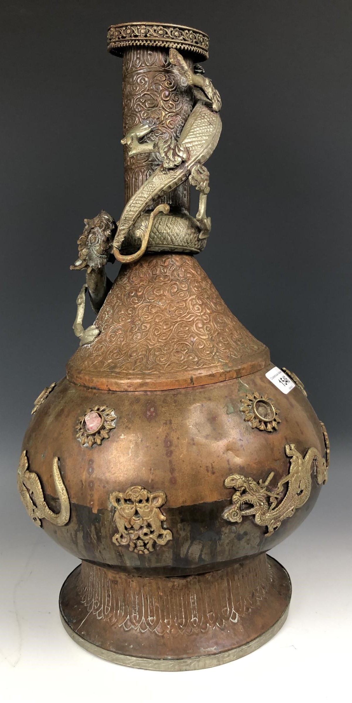 An Eastern brass oil lamp, 60 cm wide, and a brass and copper vase, decorated dragons, 49 cm high - Image 3 of 13