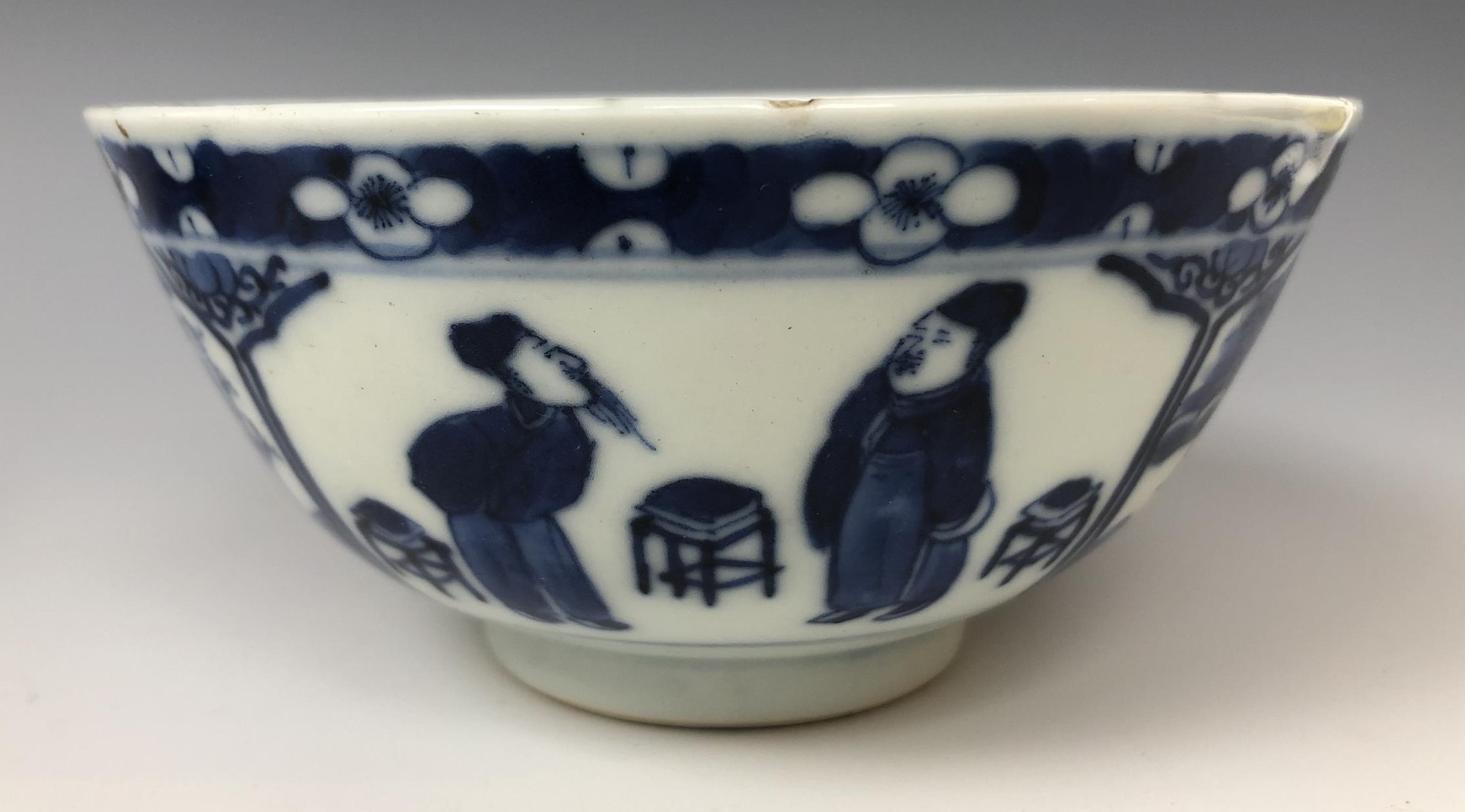 A pair of Chinese porcelain bowls, decorated panels of figures and landscapes in underglaze blue, - Image 3 of 7