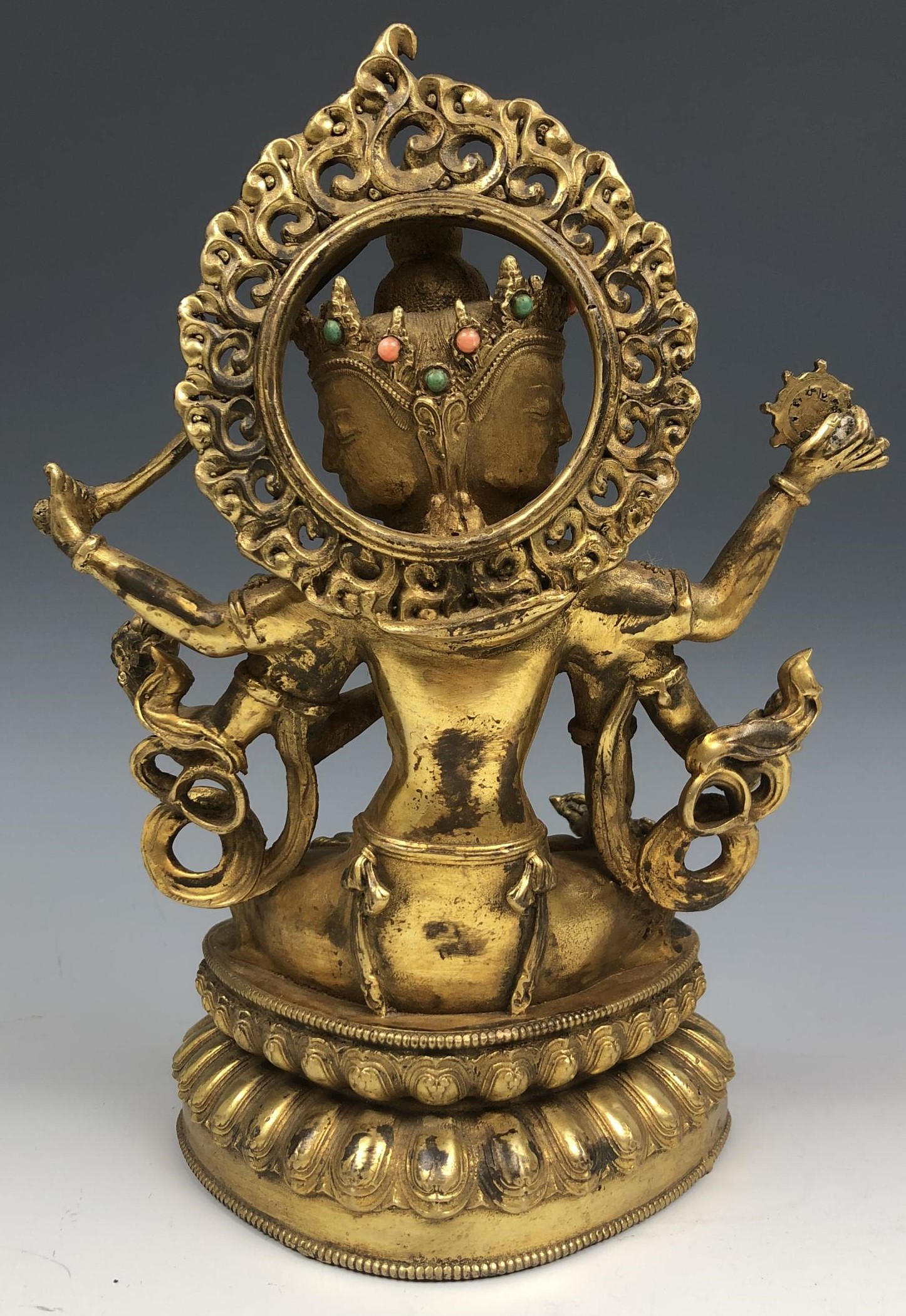 An Indian deity figure, set with green and peach stones, 25 cm high - Image 3 of 4