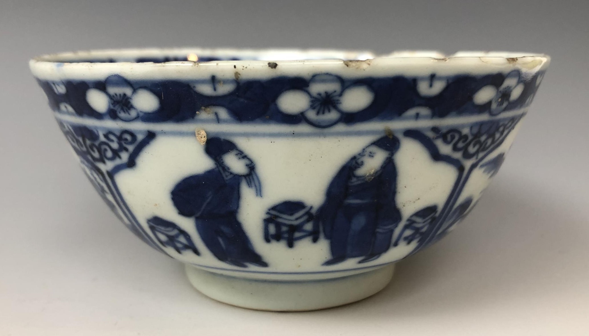 A pair of Chinese porcelain bowls, decorated panels of figures and landscapes in underglaze blue, - Image 5 of 7