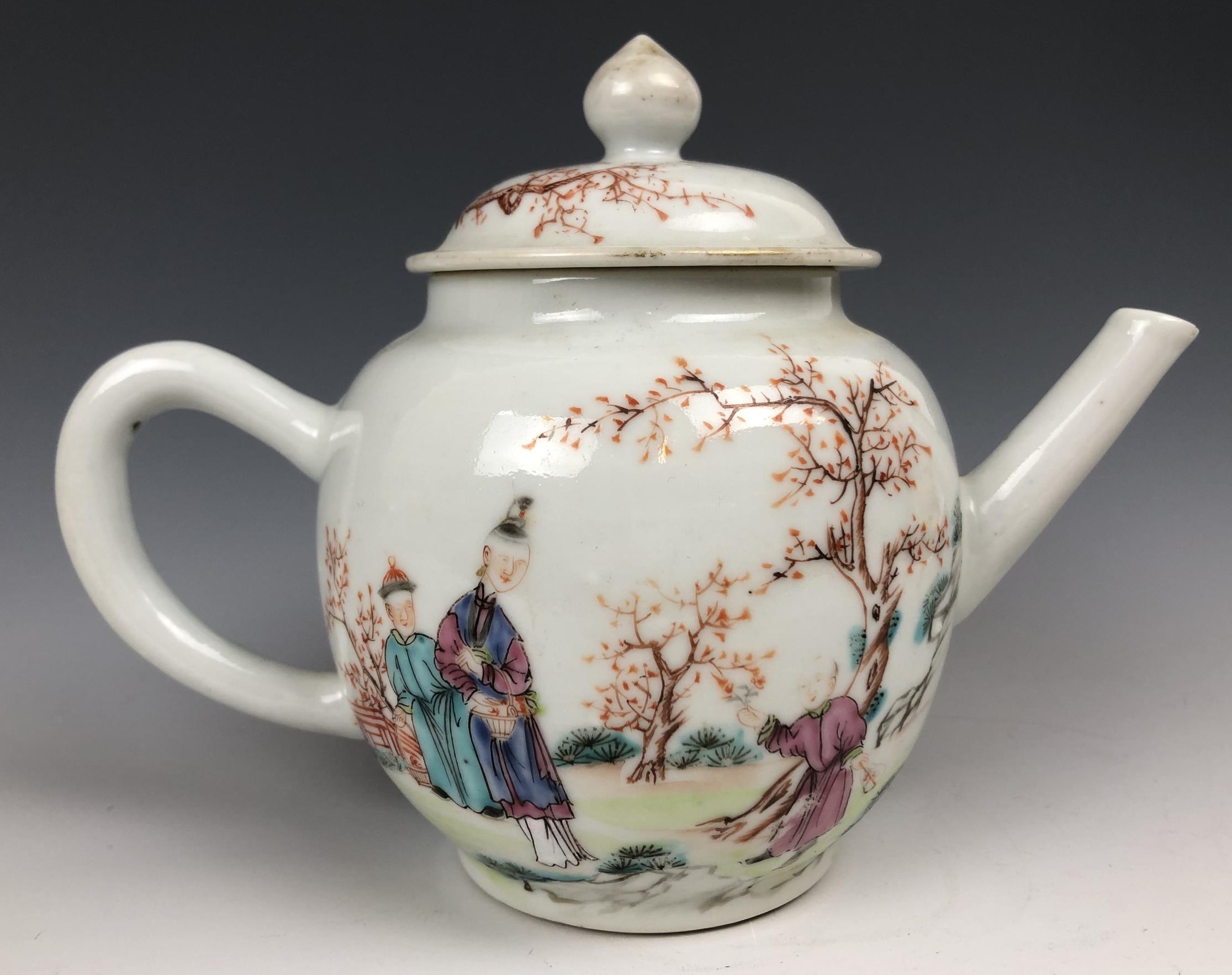 A Chinese famille rose teapot and cover, decorated figures, 13.5 cm high no visible chips or cracks, - Image 3 of 5