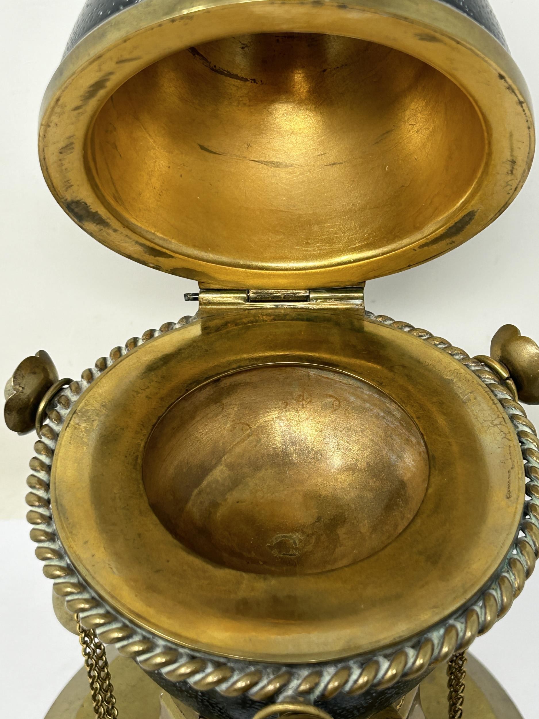 A late 19th century novelty inkstand, in the form of a brass mounted Emu egg, 23 cm high - Image 3 of 4