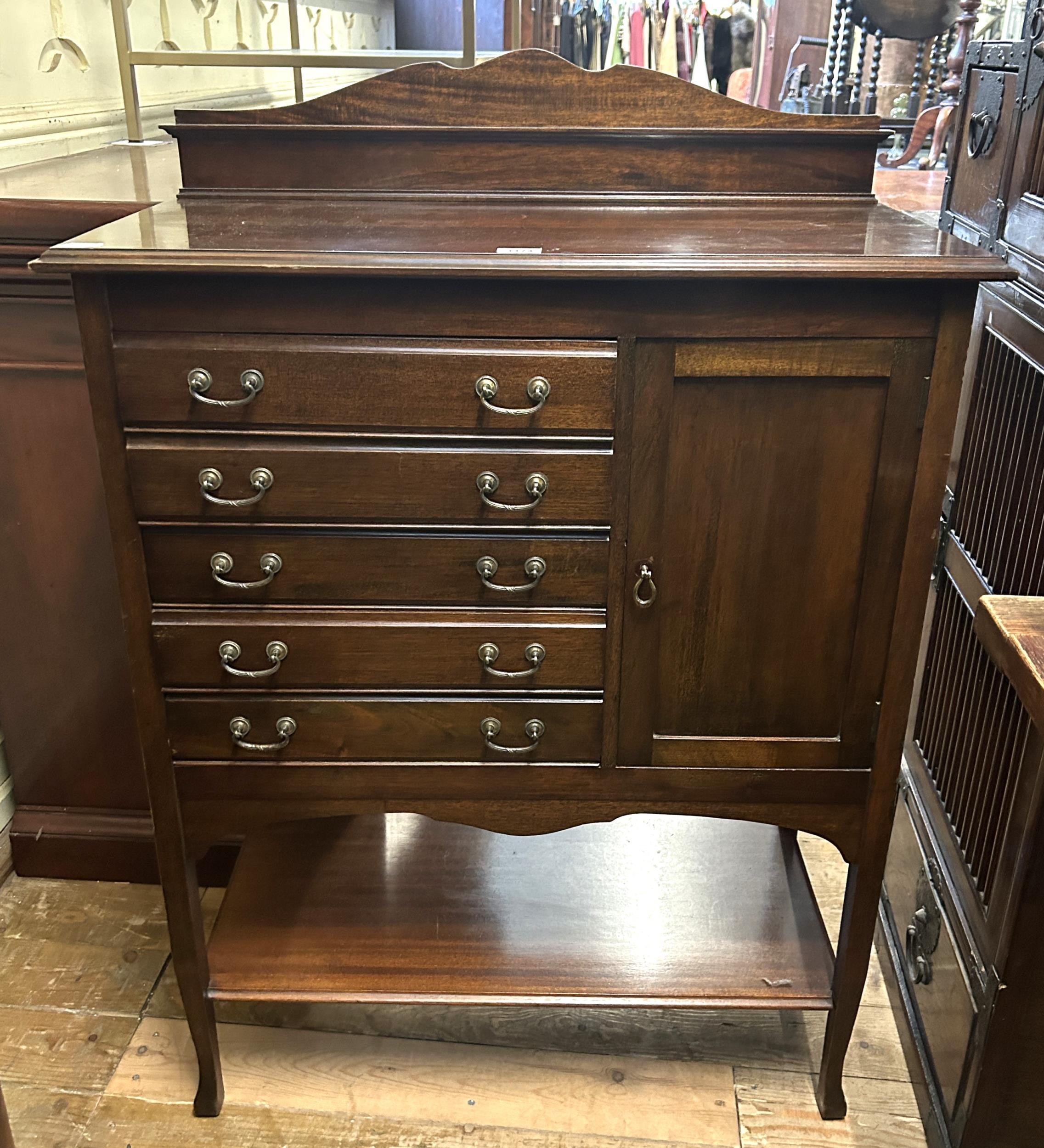 A mahogany music cabinet, 79 cm wide