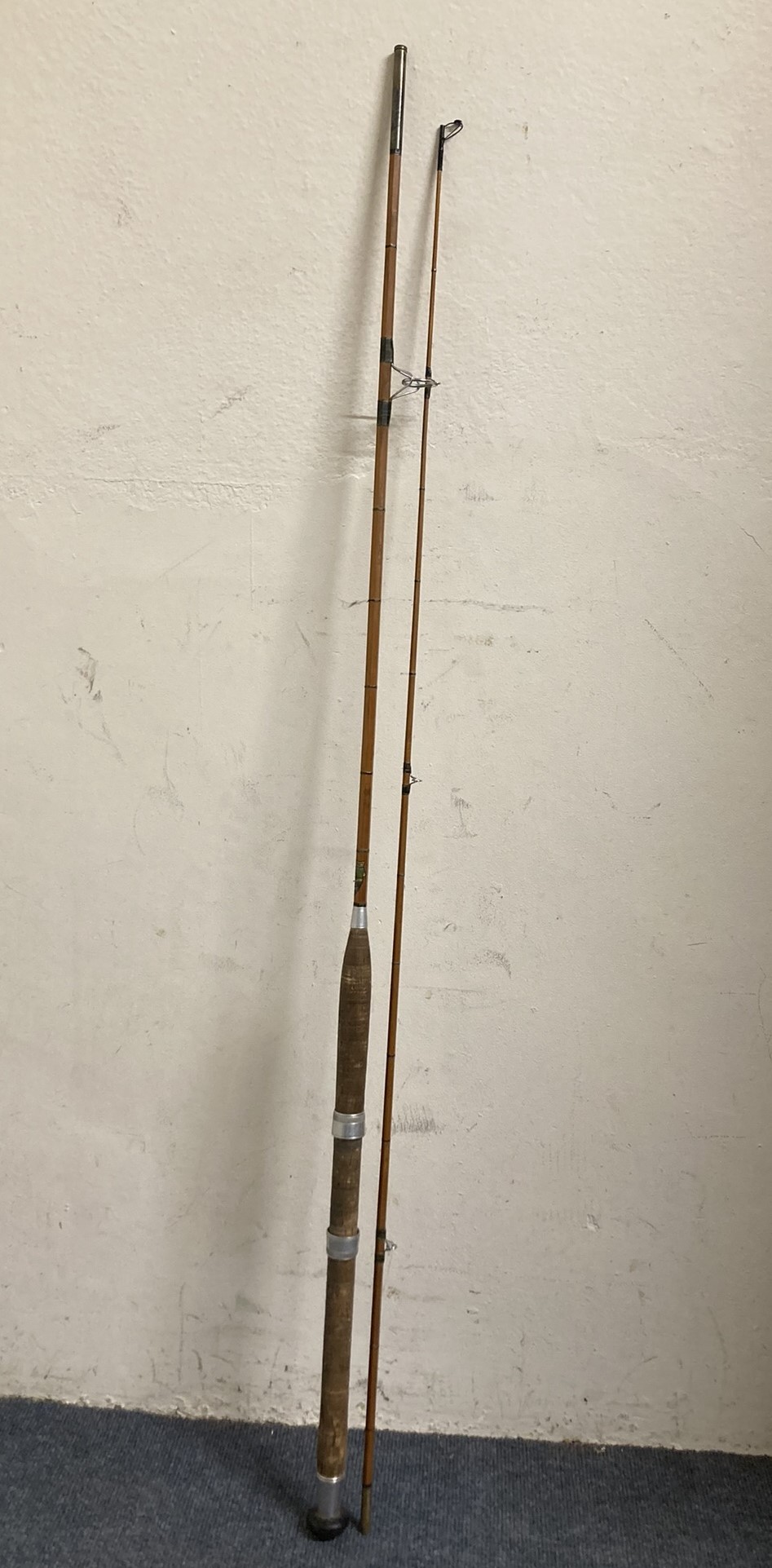 A student's violin, and a split cane fishing rod (2) violin in very poor condition - Image 3 of 5