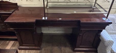 A 19th century mahogany sideboard, 270 cm wide