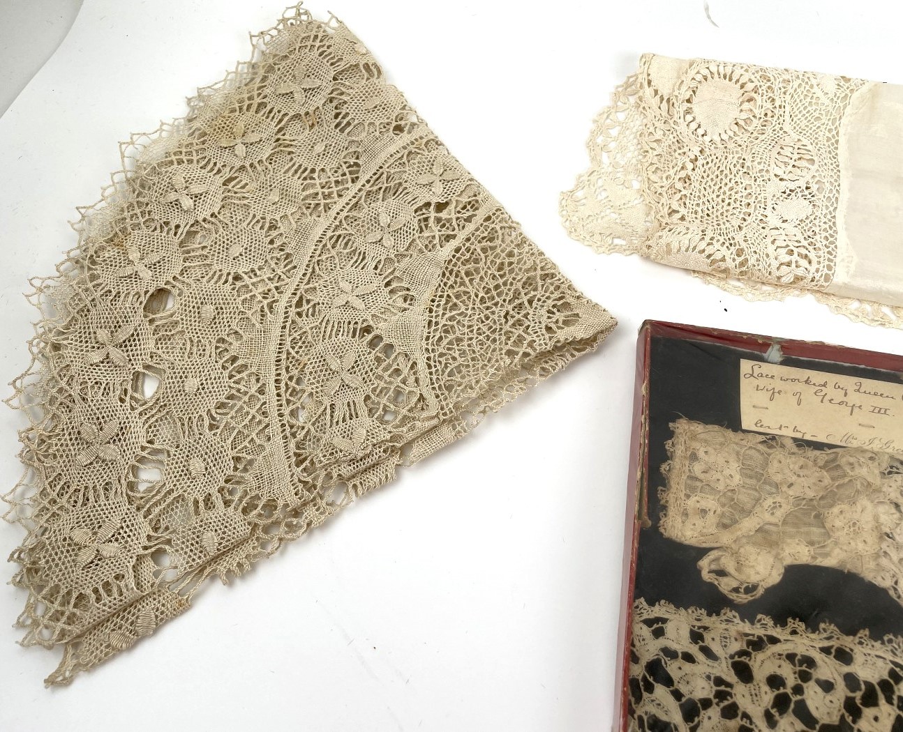 Royalty Interest: A lace glove and a section of lace, with a handwritten note 'Lacework by Queen - Image 4 of 5