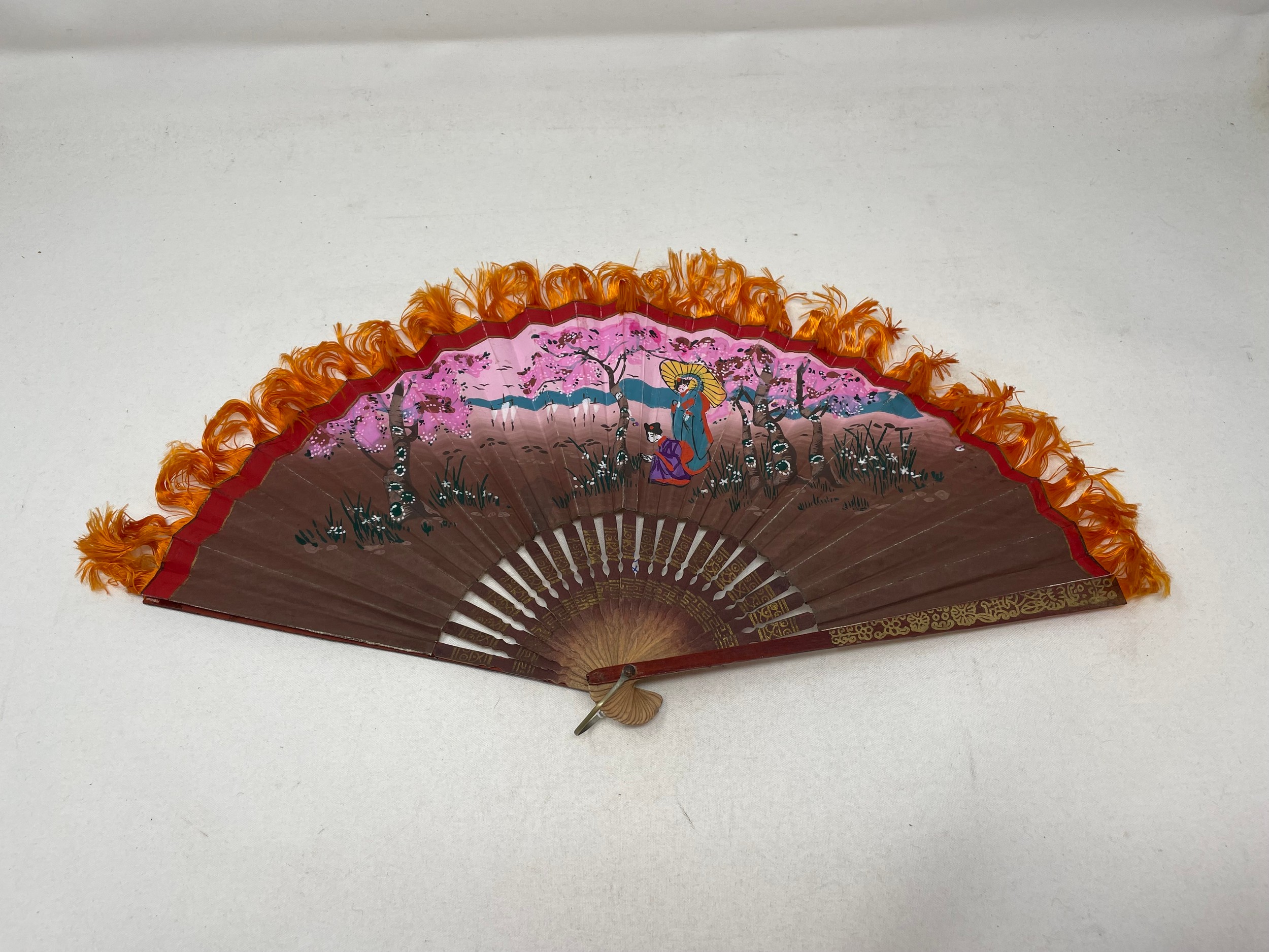 A lacquered fan, decorated figures, with the paper painted birds and flowers, 10 cm, and four - Image 4 of 11