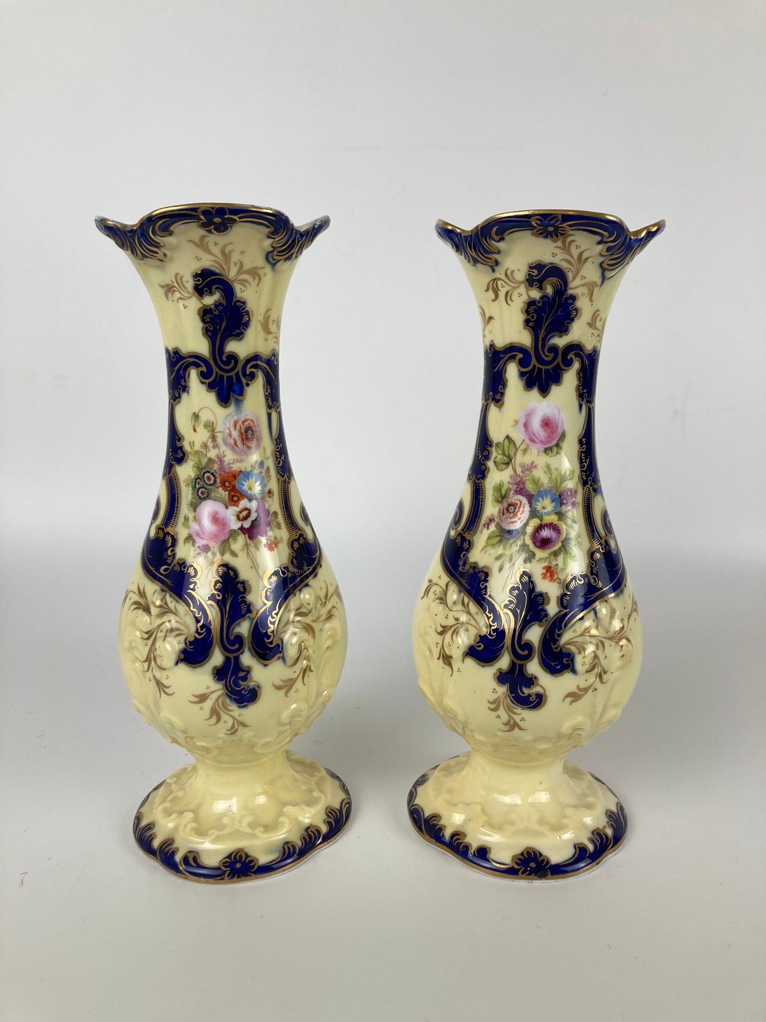 A pair of Continental yellow ground vases, decorated flowers, 21 cm high, and assorted ceramics ( - Image 2 of 3