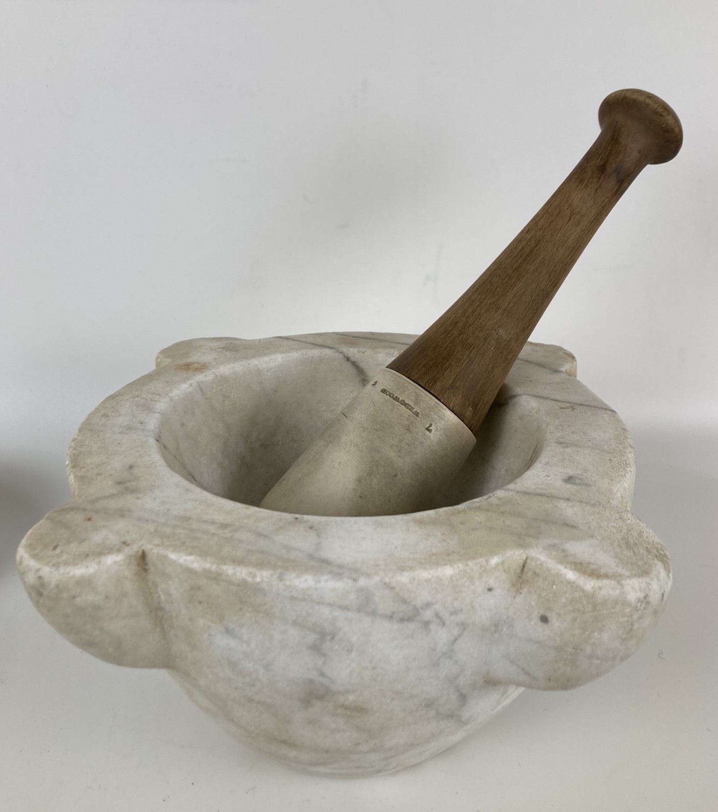 A stoneware hot water bottle, 18 cm diameter, and a pestle and mortar (3) - Image 3 of 3