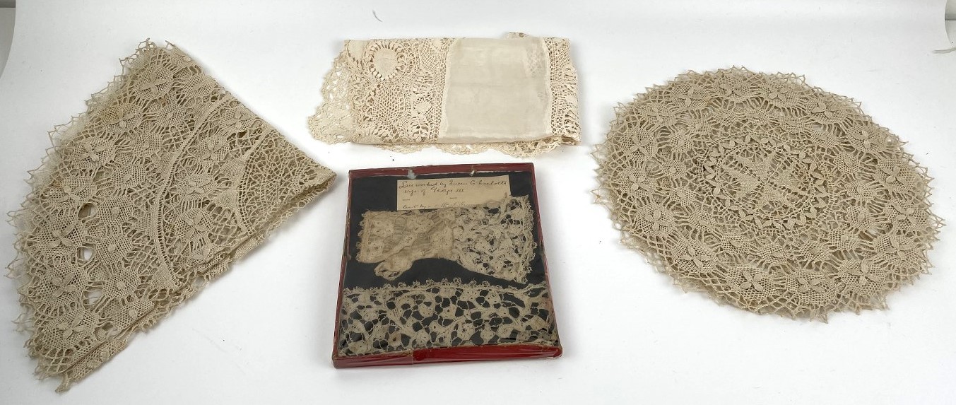 Royalty Interest: A lace glove and a section of lace, with a handwritten note 'Lacework by Queen - Bild 3 aus 5