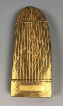 A Japanese lacquered box and cover, in the form of a finger, with floral decoration, 6.5 cm