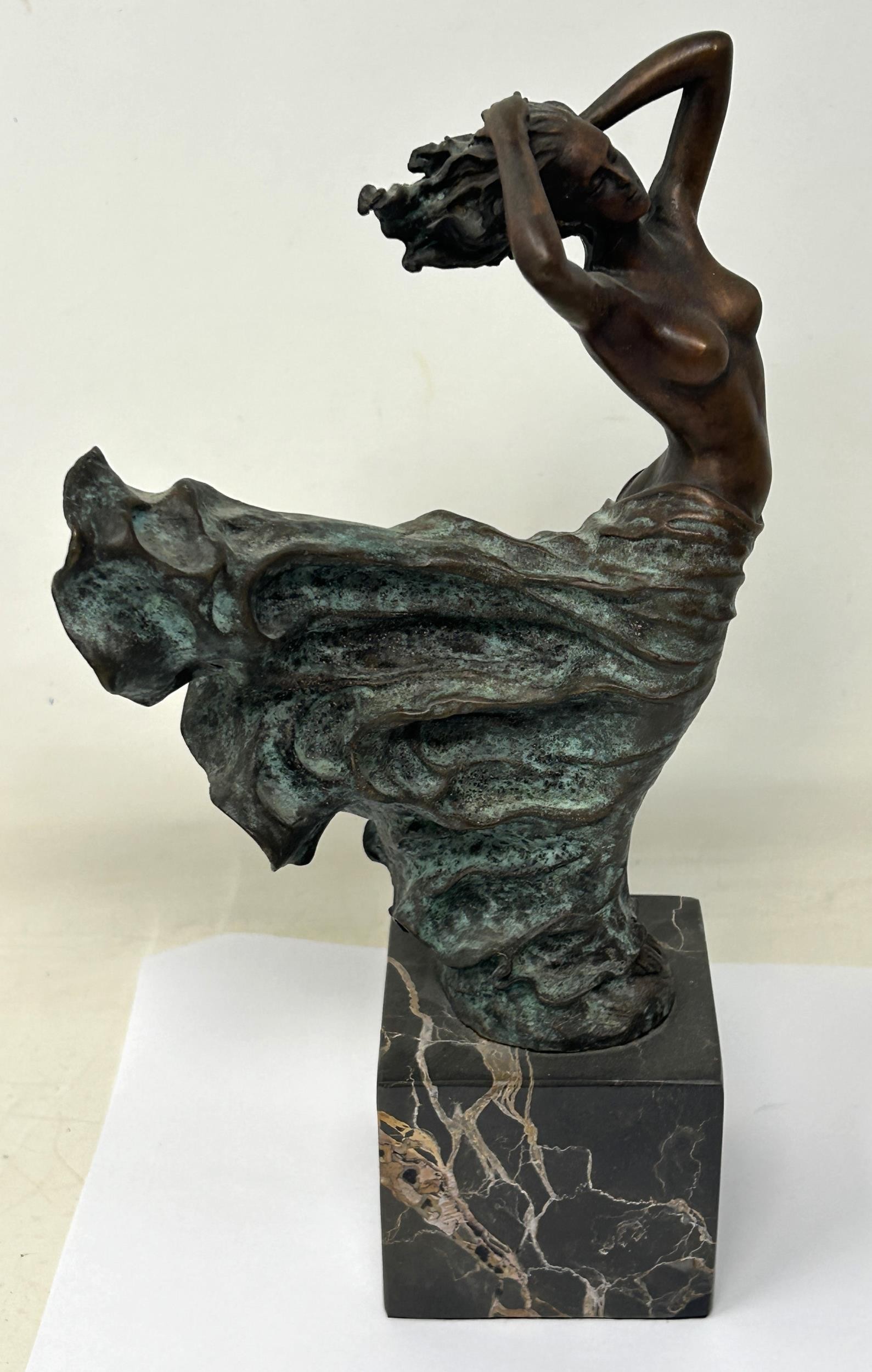 A 20th century bronze figure, of a nude, on a marble base, 30 cm high and another (2) - Image 2 of 7