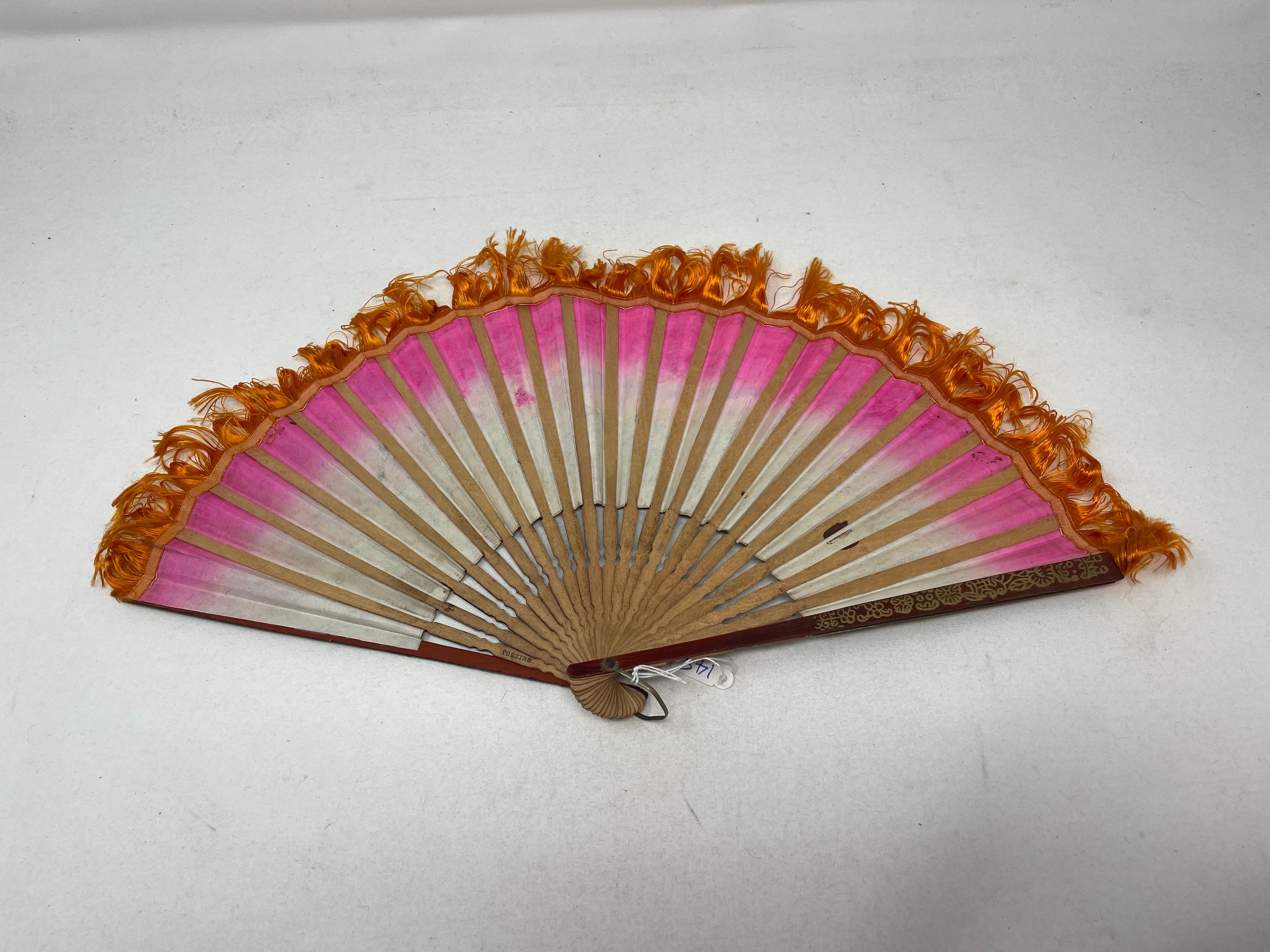 A lacquered fan, decorated figures, with the paper painted birds and flowers, 10 cm, and four - Bild 5 aus 11