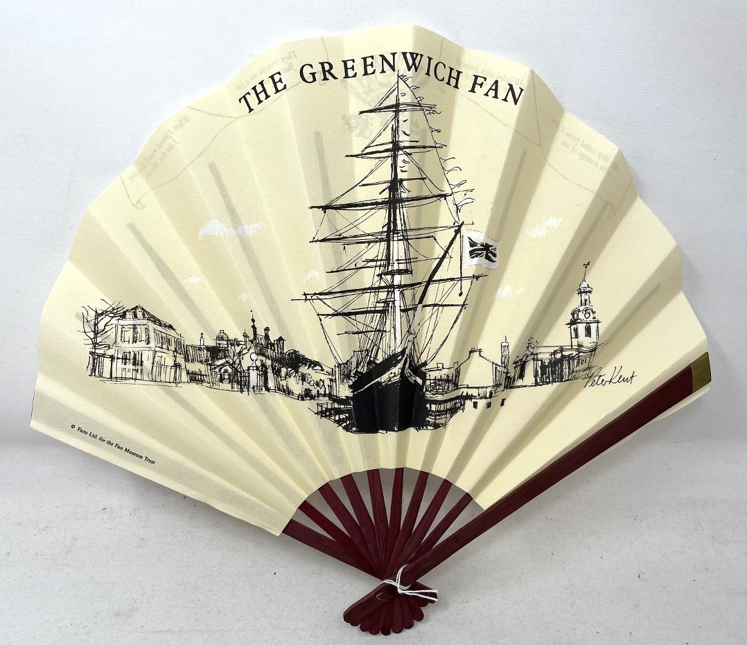 A painted fan, the paper decorated print of military leaders, 23 cm, and four others (5) - Image 17 of 20