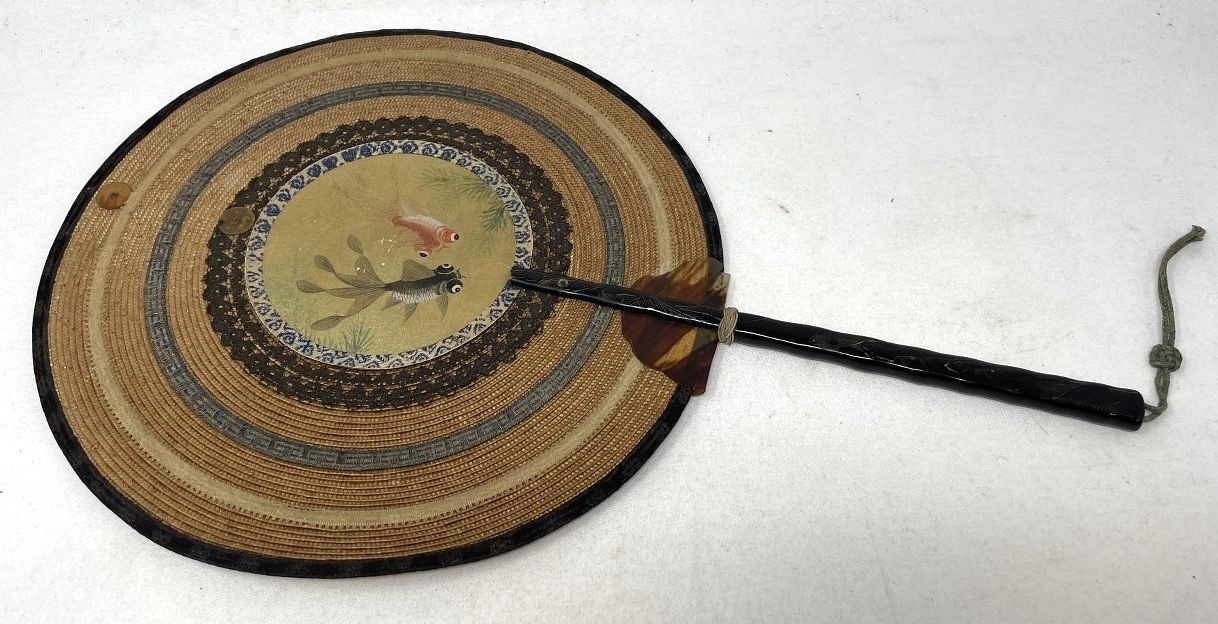 A Japanese fan, decorated fish, 40 cm