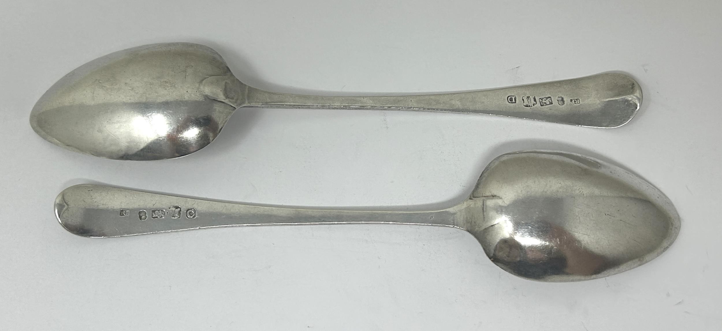 A pair of George III silver Old English pattern spoons, marks rubbed, 3.2 ozt - Image 6 of 6