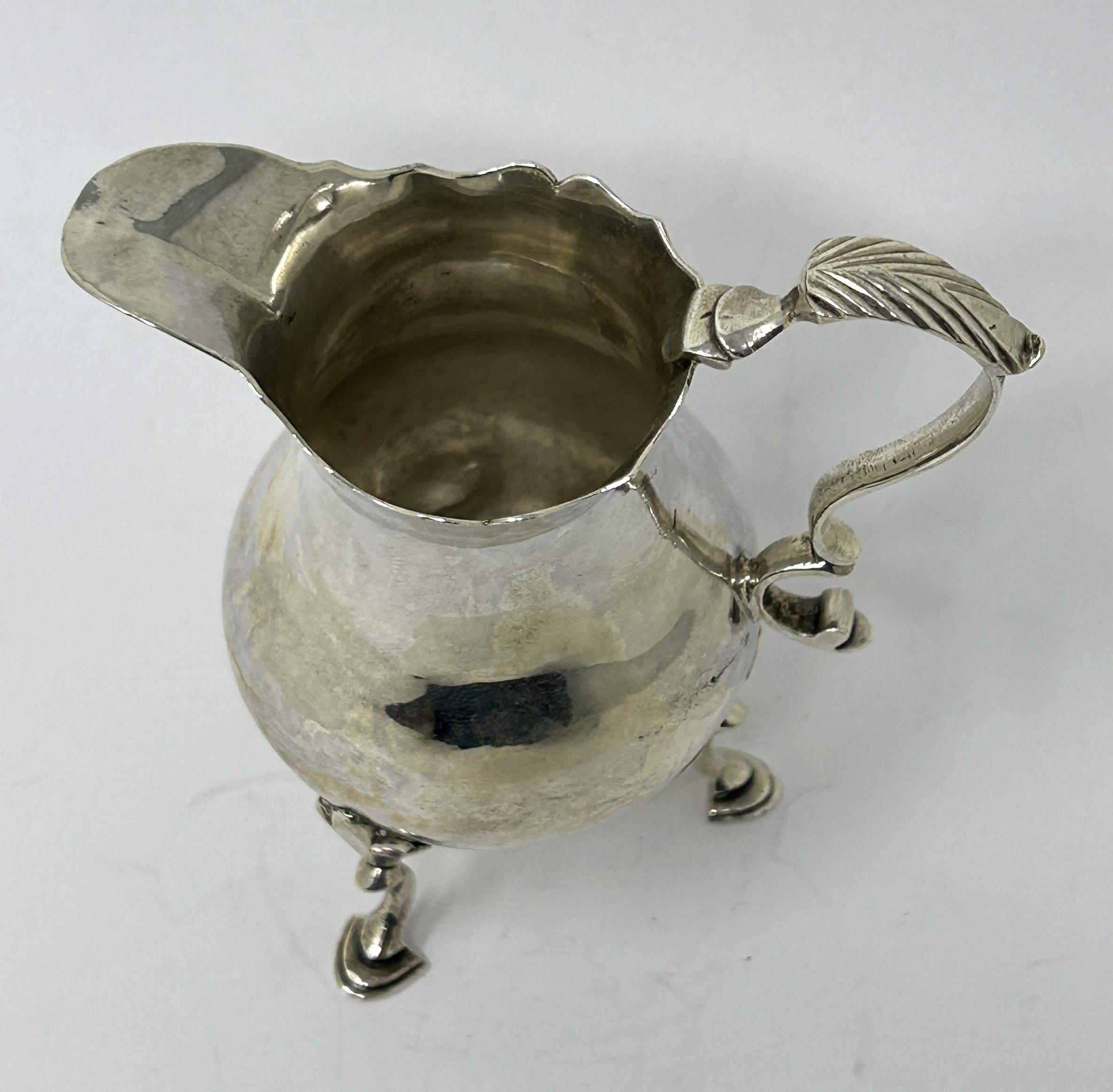 A George III cream jug, London 1771, 2.2 ozt - Bild 4 aus 7