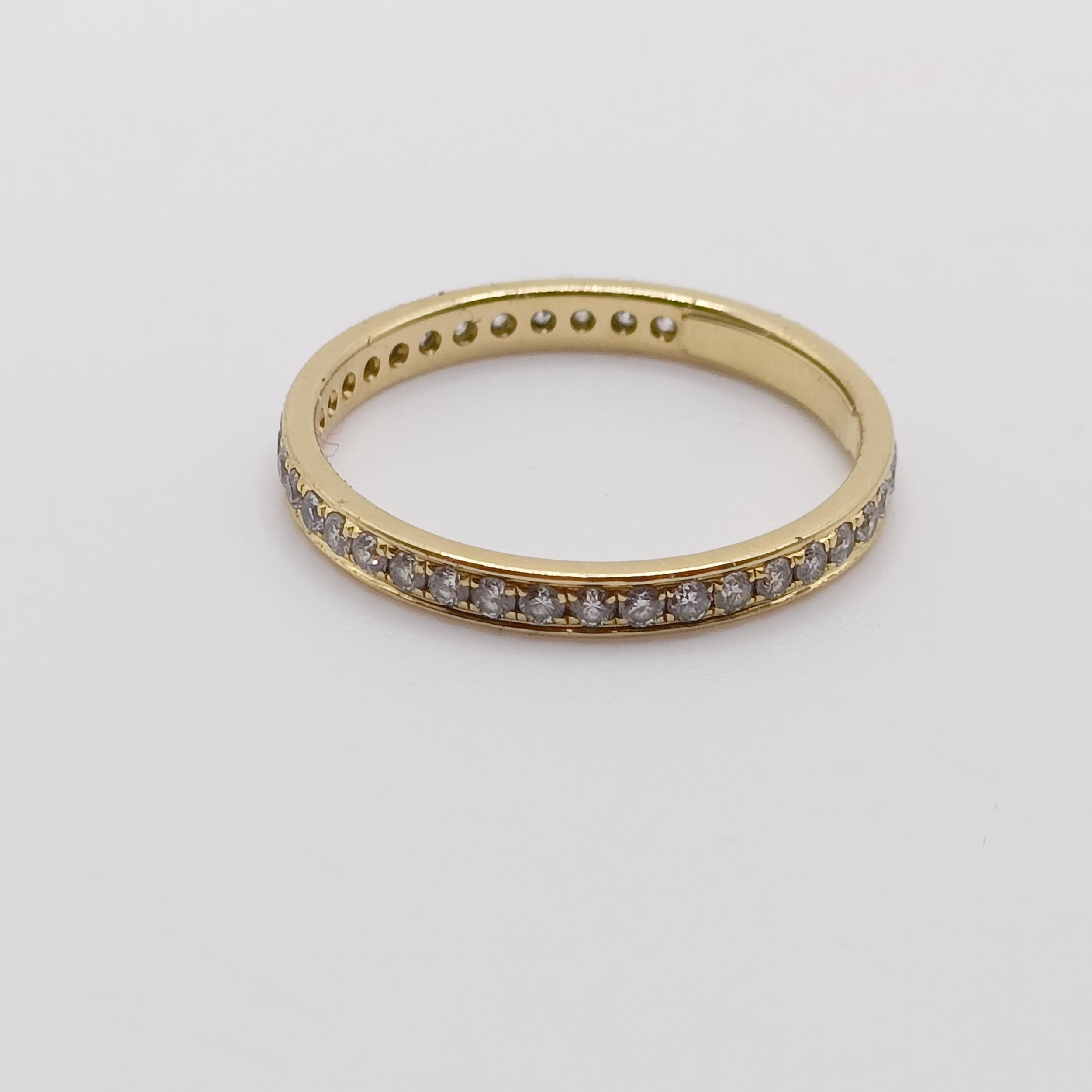 An 18ct gold and diamond ring, ring size L - Image 2 of 7