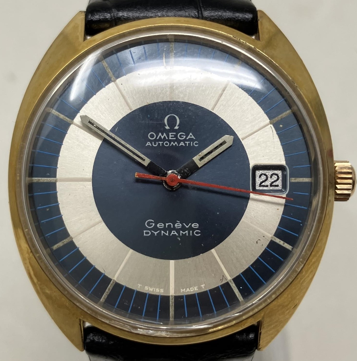 A gentleman's gold plated Omega Geneve Dynamic Automatic wristwatch, on a later leather strap