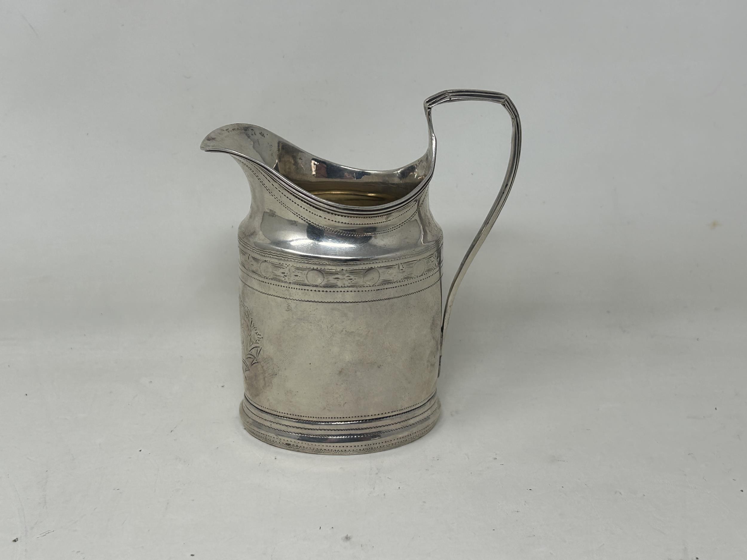 A George III silver cream jug, London 1796, 4 ozt - Image 5 of 5