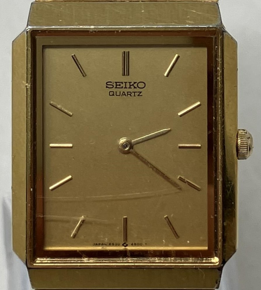 A ladies gold plated Seiko quartz wristwatch