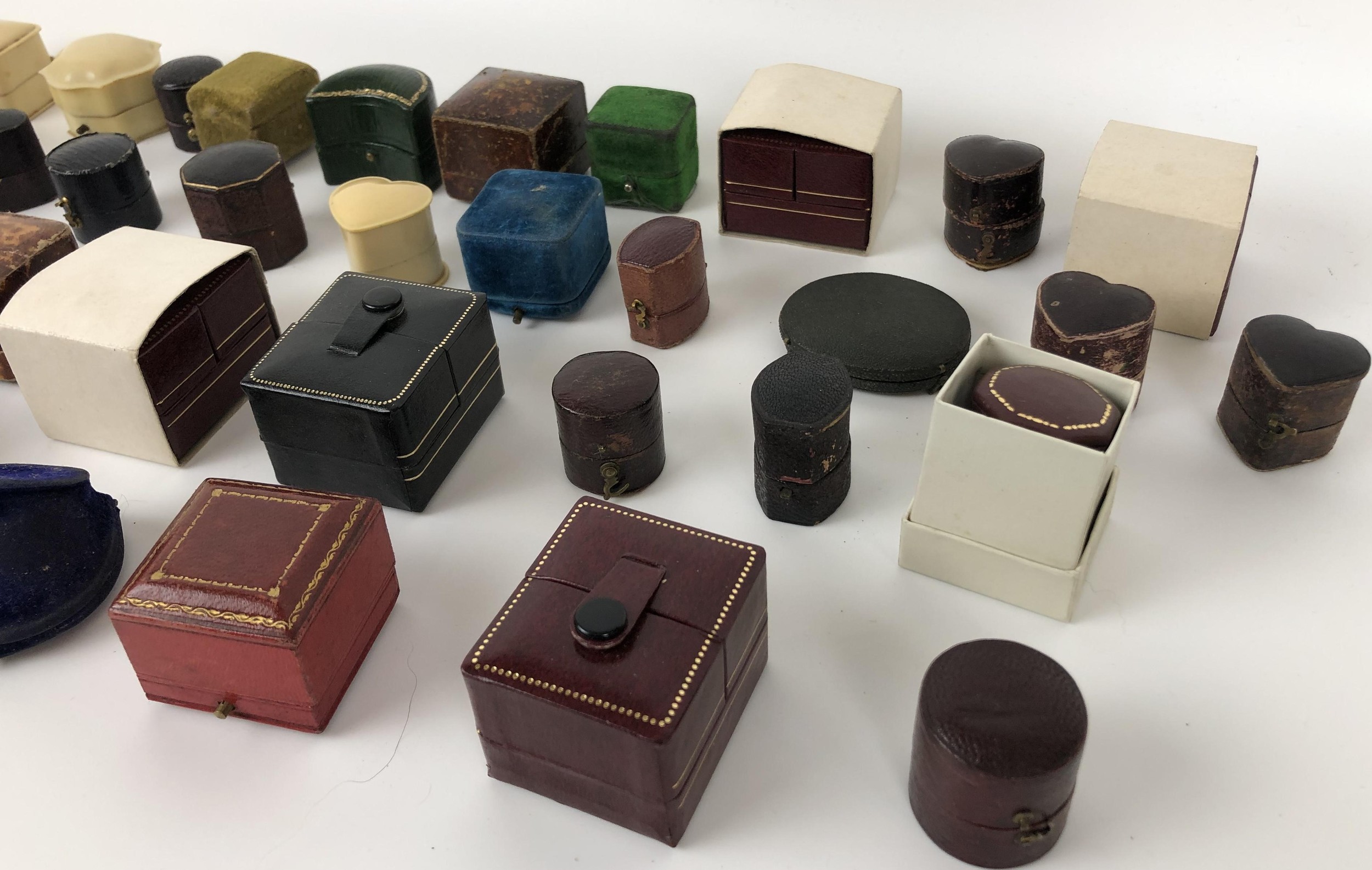 Assorted vintage ring boxes - Image 2 of 3