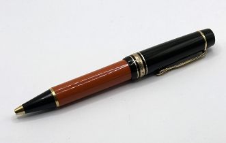 A Mont Blanc Meisterstuck limited edition Hemingway ball point pen, cased images are on