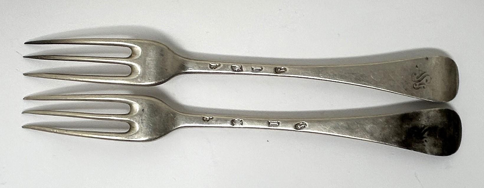 A pair of George I silver Old English pattern three pronged forks, London 1724, 3.6 ozt - Image 2 of 4