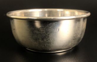 A small silver bowl/salt, marks rubbed, 20 g