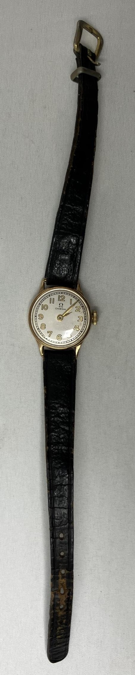 A ladies 9ct gold Omega wristwatch, on a later strap Winds and runs but we do not guarantee this - Image 2 of 2