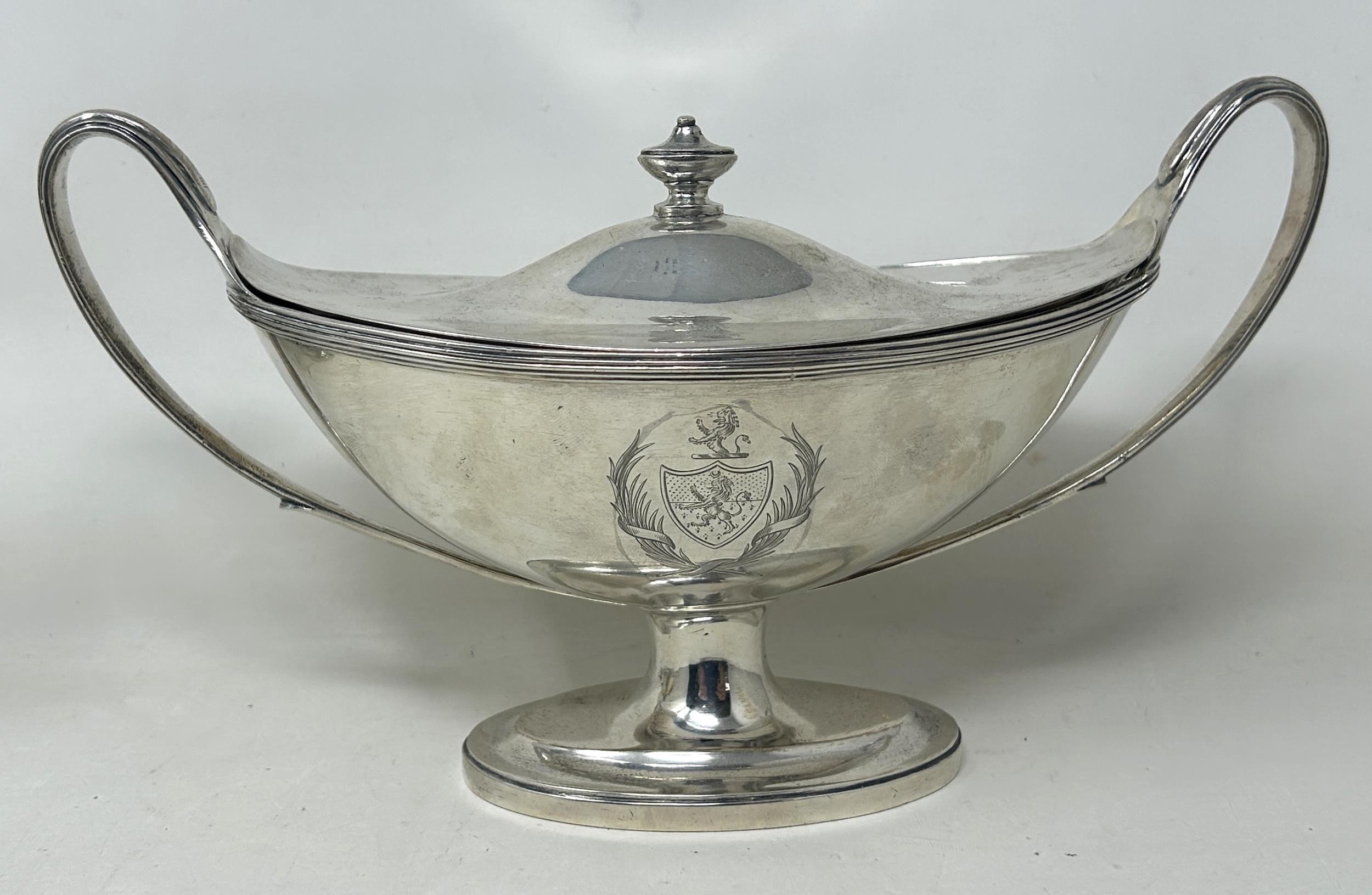 A pair of George III silver tureens and covers, of navette form, London 1791, 36.9 ozt (2) - Image 5 of 12
