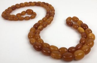 An amber bead necklace 79 g all in