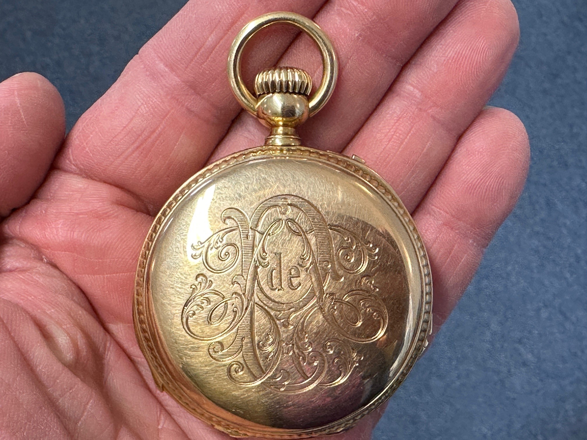 A fine late 19th century gold repeating hunter pocket watch, the enamel dial signed AD LANG ET - Image 3 of 6