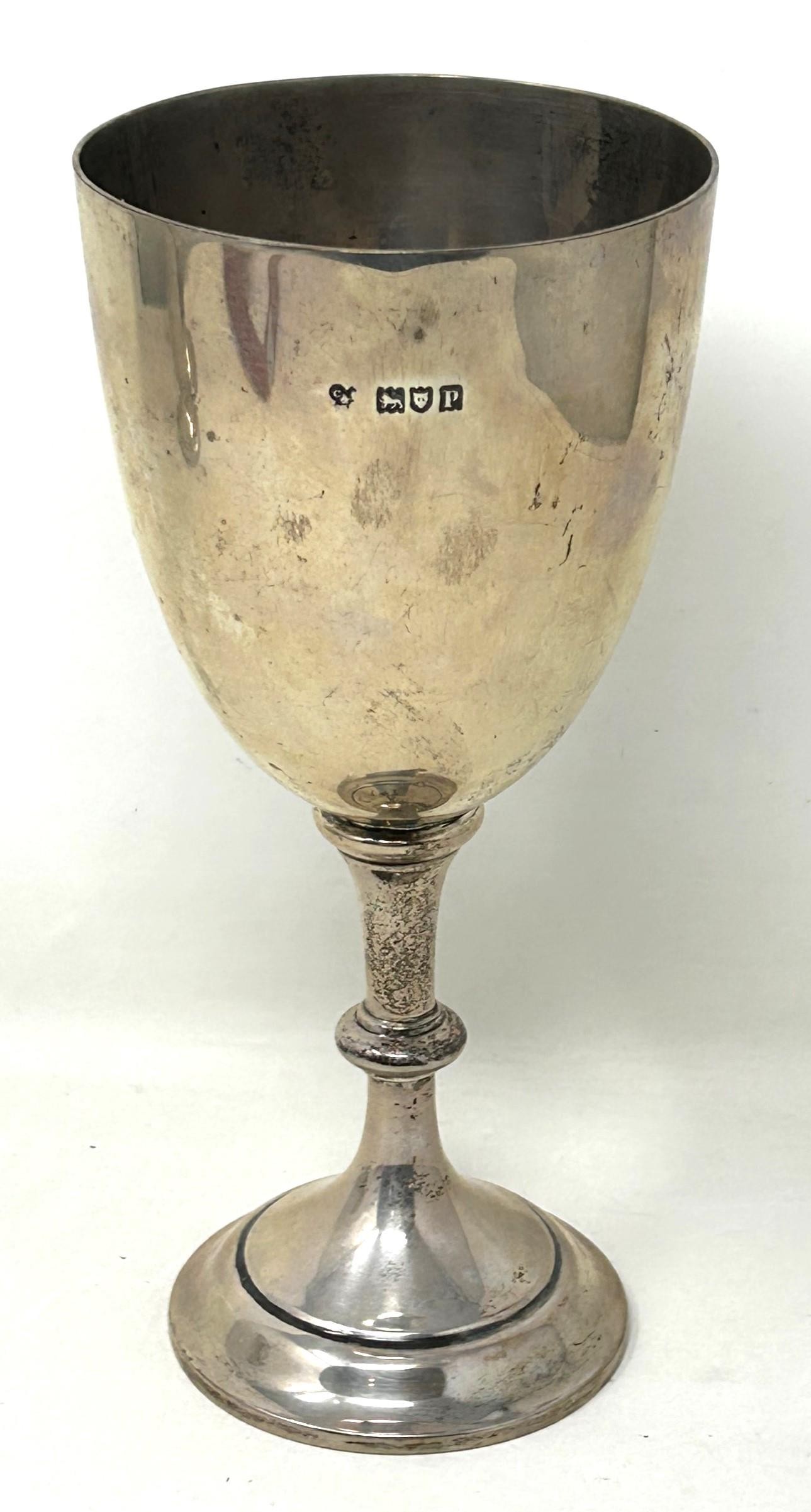 A George V silver goblet, London 1930, 5.9 ozt no erasures, sits flat, small dents, light wear,