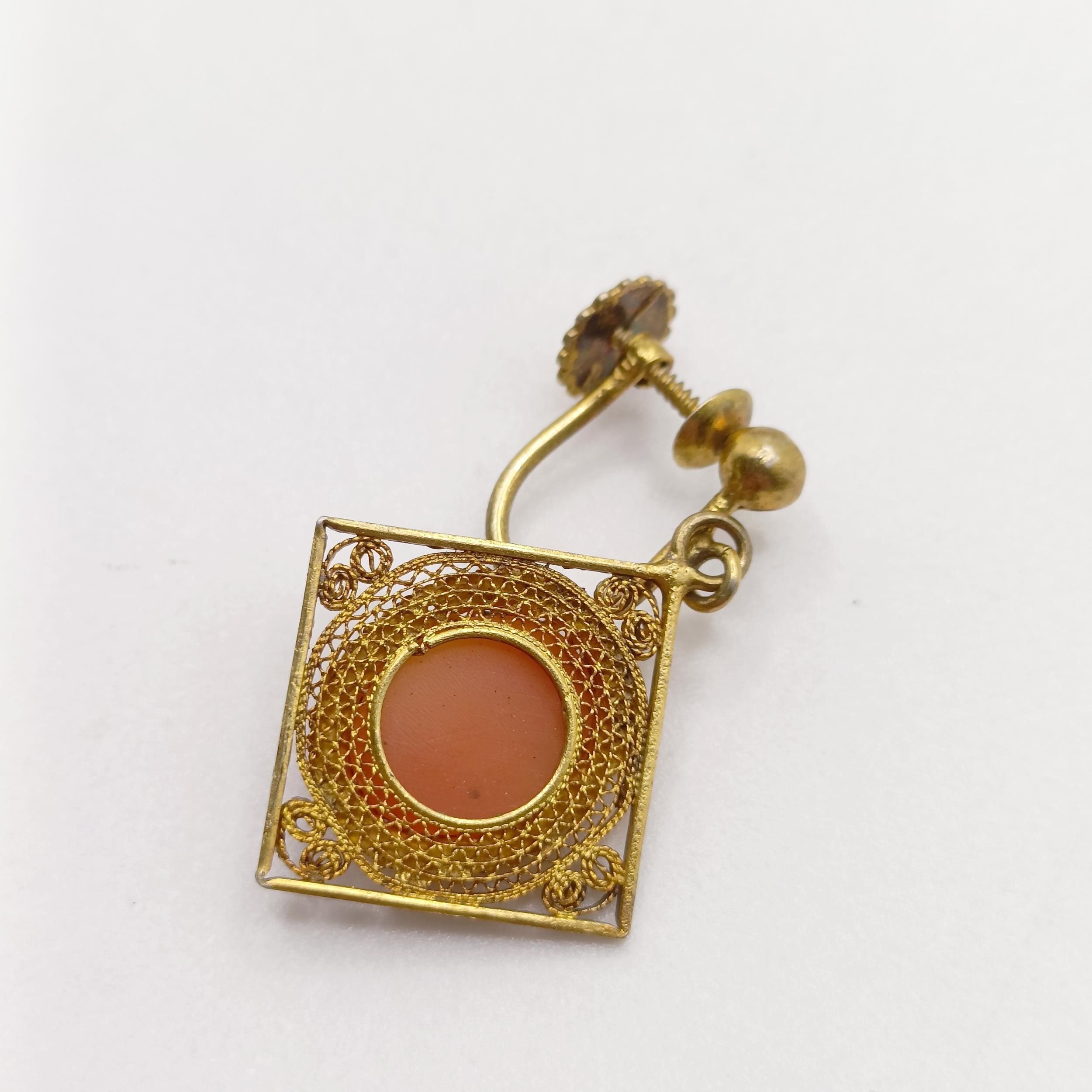 A silver gilt filligree cameo clip-on earing, a cameo brooch, a metal ring and a silver coloured - Image 3 of 10