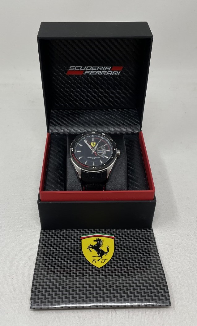 A gentleman's stainless steel Scuderia Ferrrari Gran Premio 5 ATM wristwatch, boxed with papers - Image 2 of 4