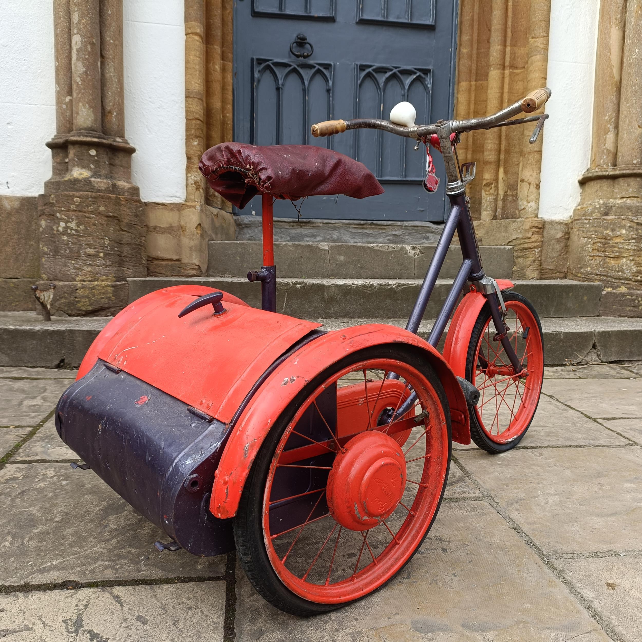 A child's vintage tricycle - Image 3 of 7