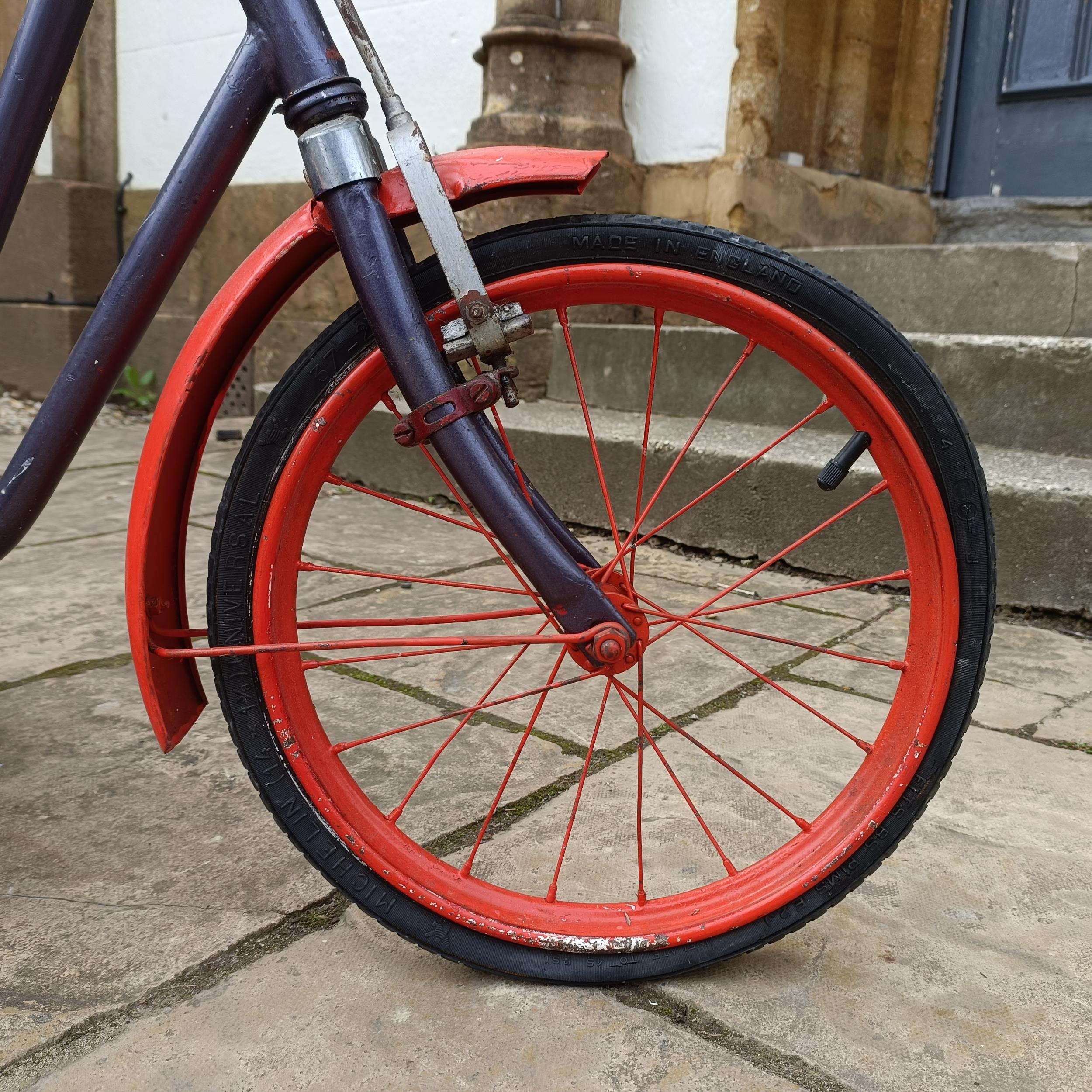 A child's vintage tricycle - Image 4 of 7