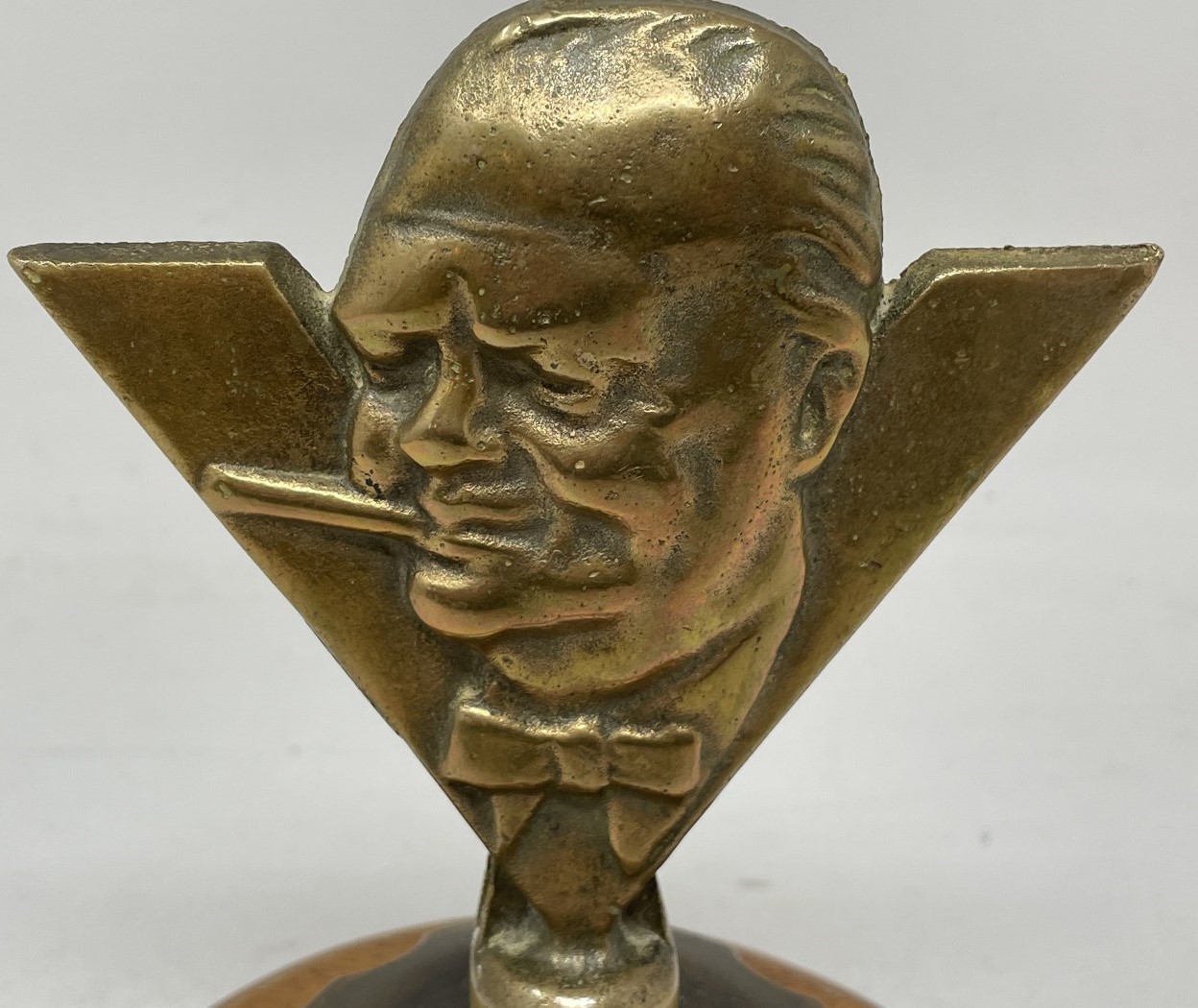 A Winston Churchill ‘V for Victory’ car mascot , rare version in bronze, 1940s differing from the - Image 4 of 6