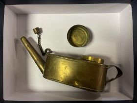 A rare Meccano style miniature oil can, 4.5 cm high