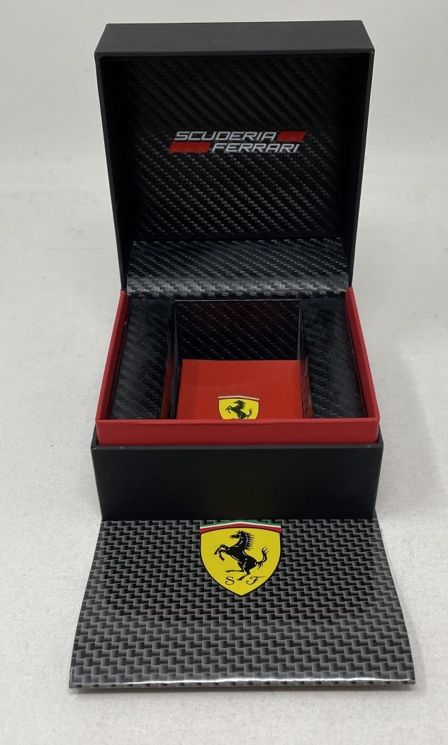 A gentleman's stainless steel Scuderia Ferrrari Gran Premio 5 ATM wristwatch, boxed with papers - Image 4 of 4