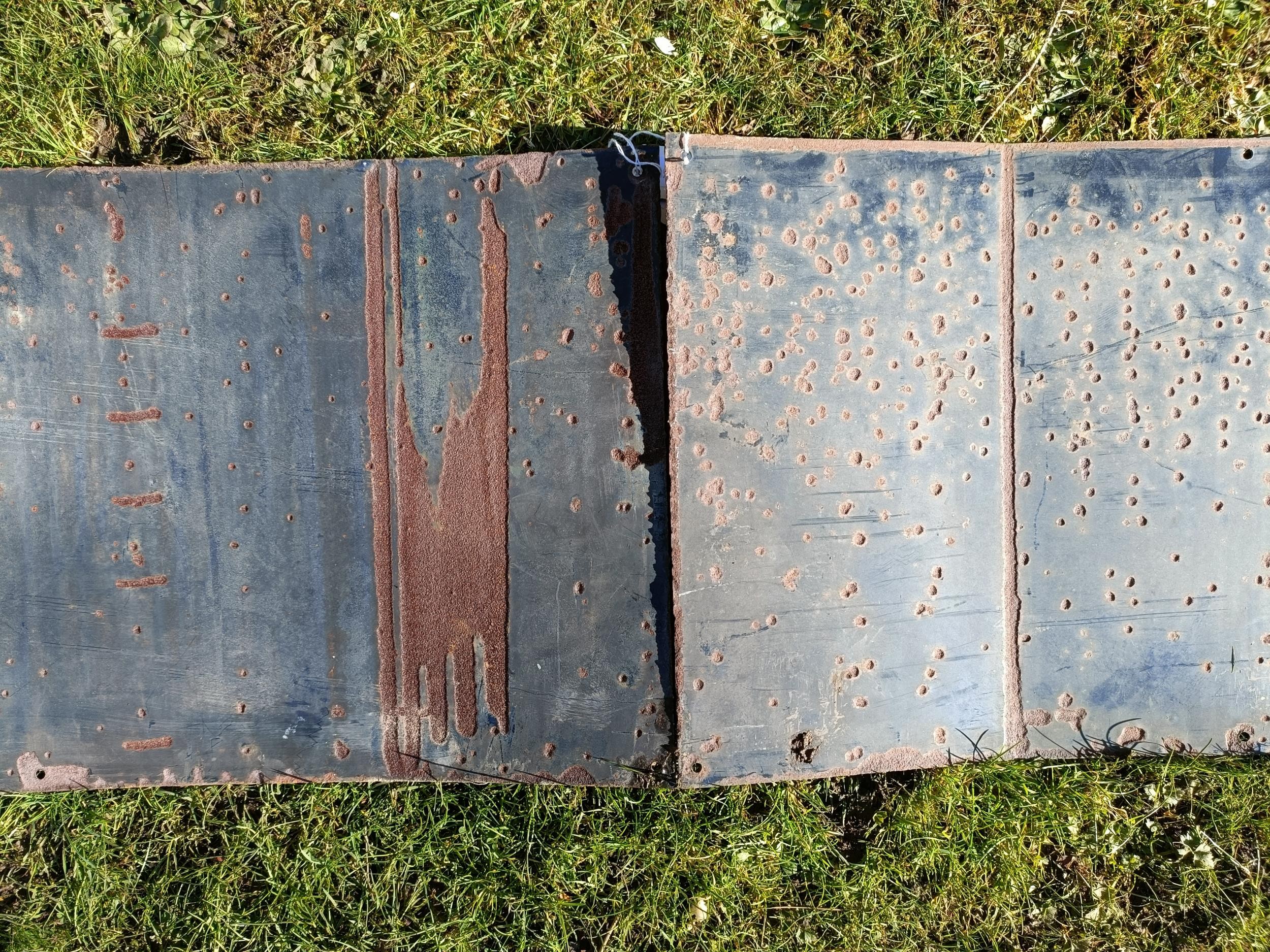 A Southampton Yard British Railways (Southern Region) green enamel station sign, in two pieces, - Bild 12 aus 14