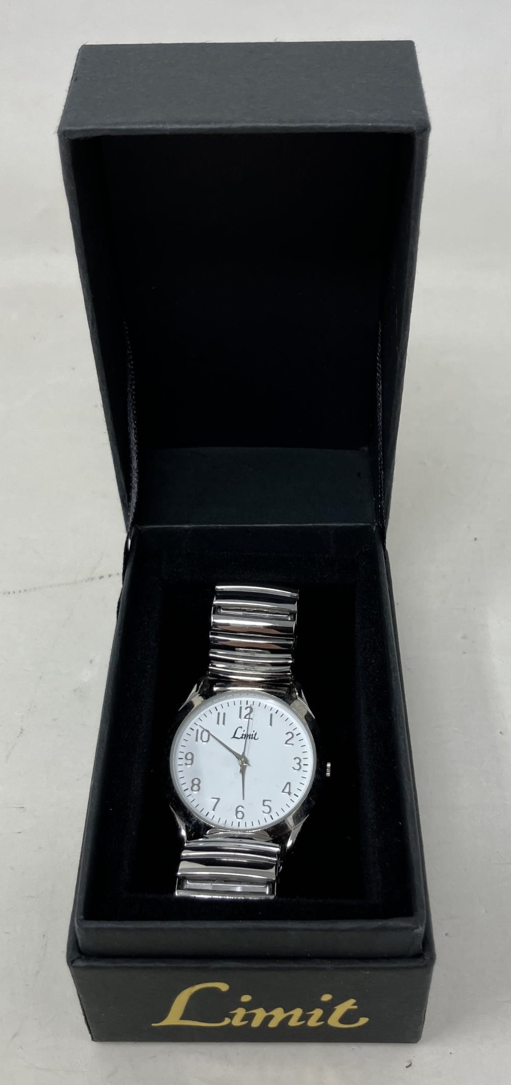 A gentleman's stainless steel Pulsar 100M wristwatch, boxed, with instructions and spare links, - Image 4 of 7