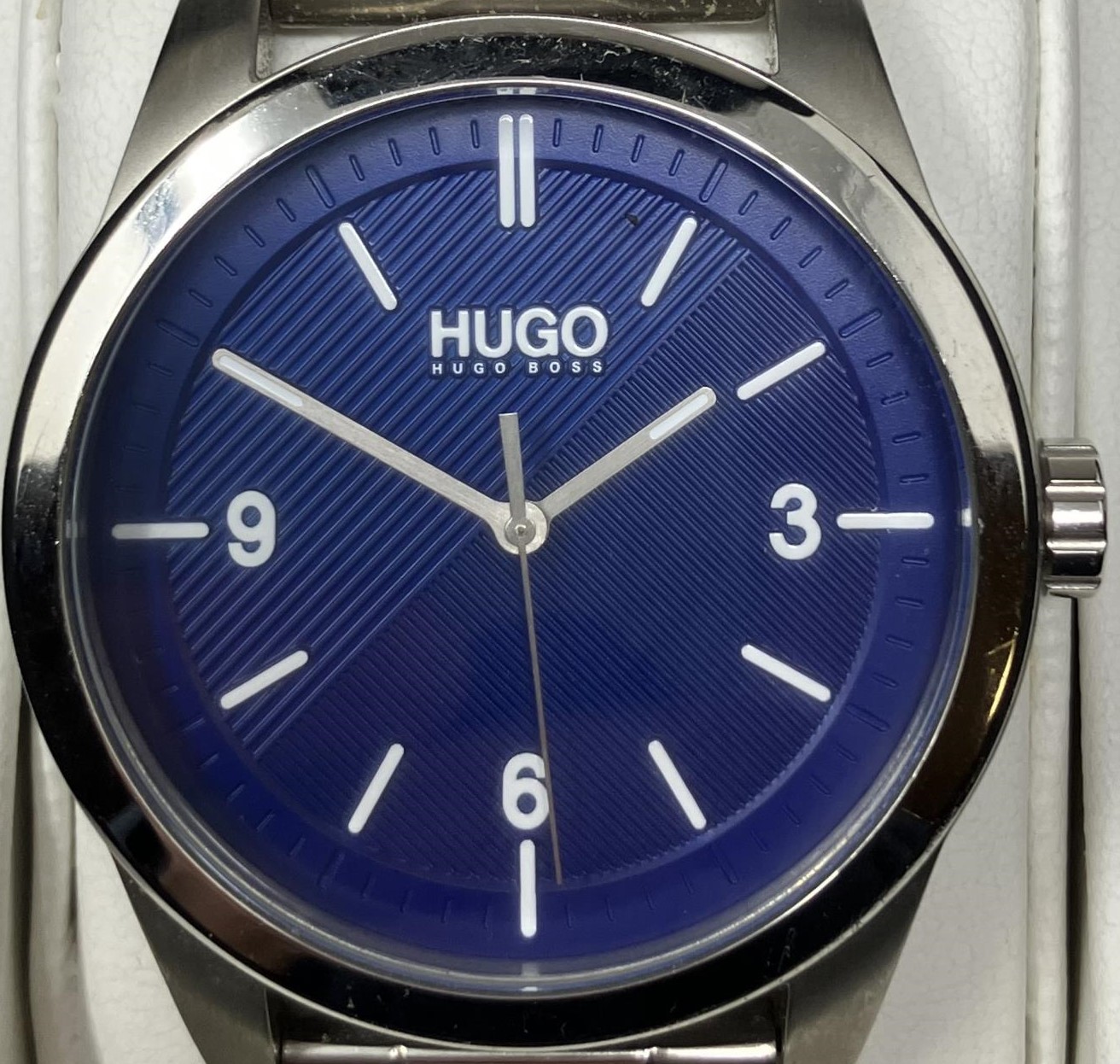 A gentleman's stainless steel Hugo Boss Ocean Edition wristwatch, boxed, with a warranty booklet and - Image 2 of 4