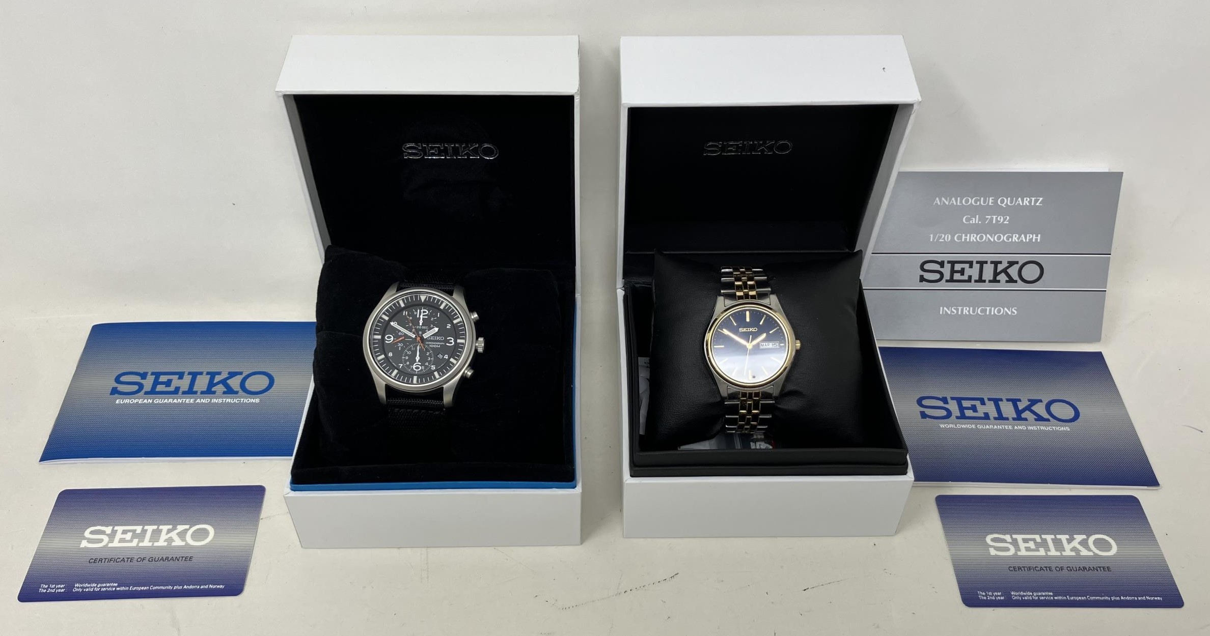 A gentleman's stainless steel Seiko Chronograph 100m wristwatch, on a fabric strap, boxed, with - Bild 3 aus 4